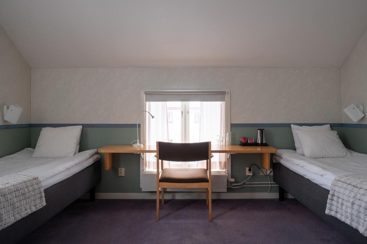 Karstorp Saeteri - Hotell Och Konferens Skovde Exterior photo